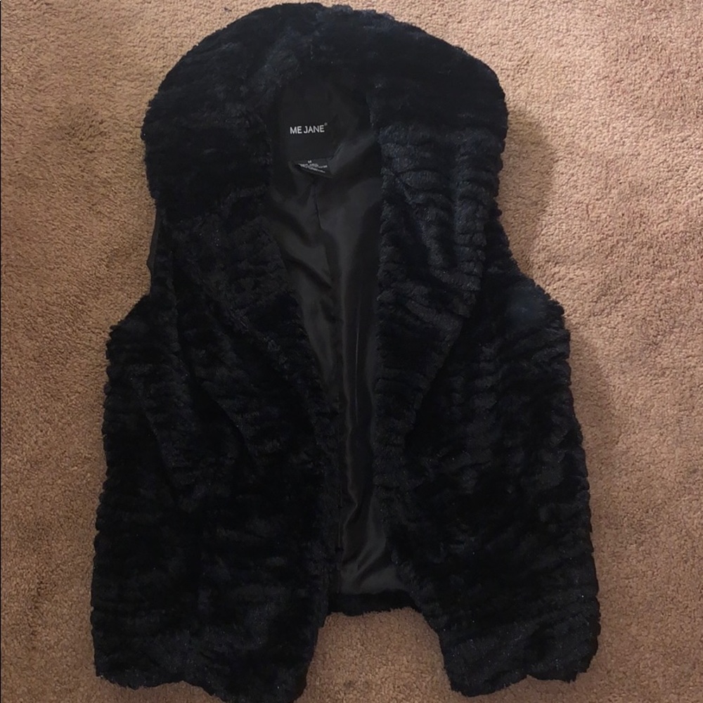 Black furry vest
